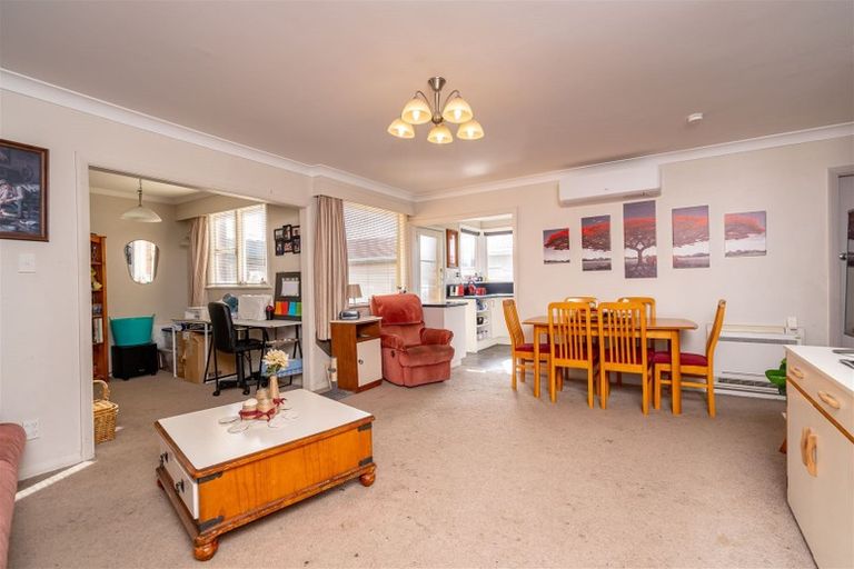 Photo of property in 105 Queens Drive, Saint Kilda, Dunedin, 9012