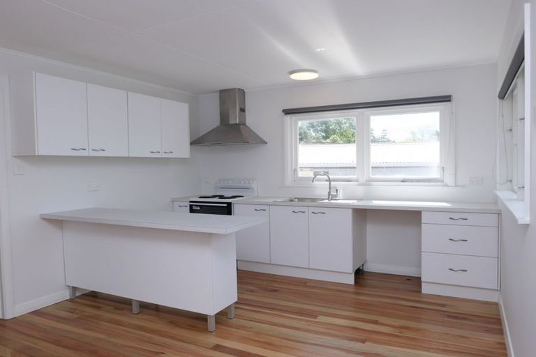 Photo of property in 2 Lorien Court, Raumati Beach, Paraparaumu, 5032