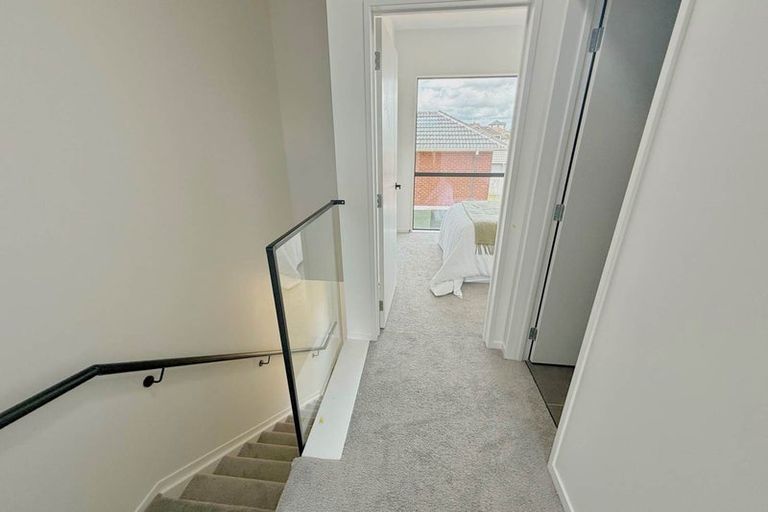 Photo of property in 3/442 Old Te Atatu Road, Te Atatu Peninsula, Auckland, 0610