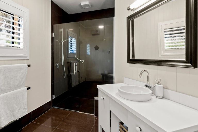 Photo of property in 361 Tucker Beach Road, Queenstown Hill, Queenstown, 9371