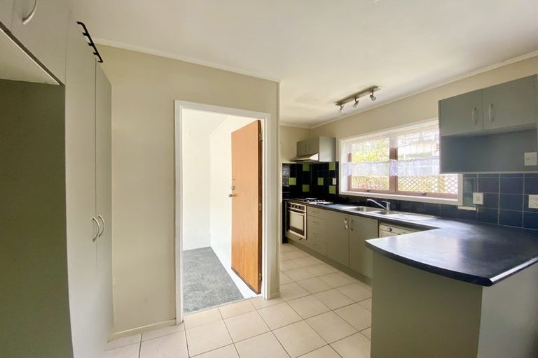 Photo of property in 2/39 Ashlynne Avenue, Papatoetoe, Auckland, 2025