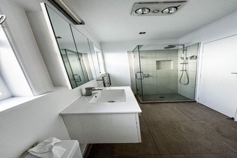 Photo of property in 53c Woodward Road, Mount Albert, Auckland, 1025