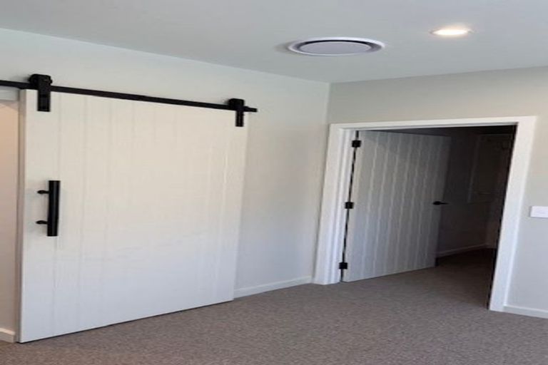 Photo of property in 32 West Place, Greenmeadows, Napier, 4112