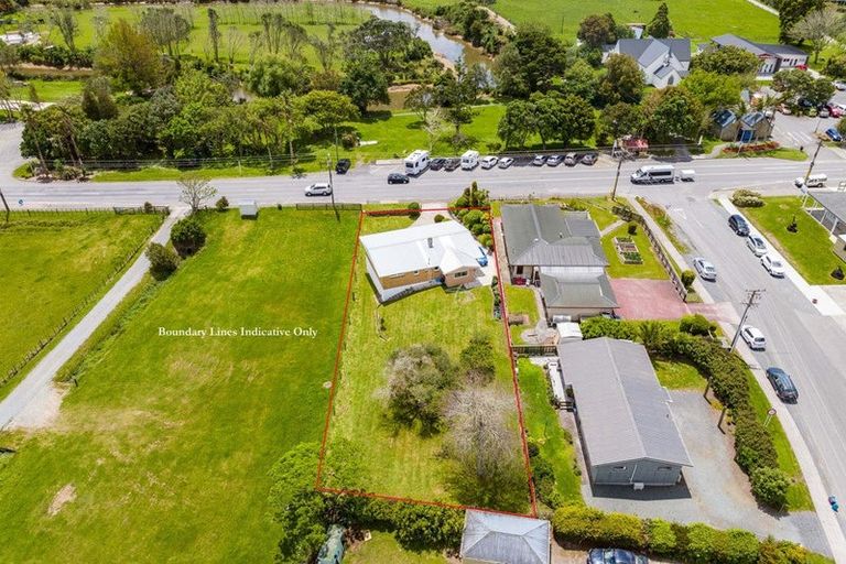 Photo of property in 59 The Centre, Waipu, 0510