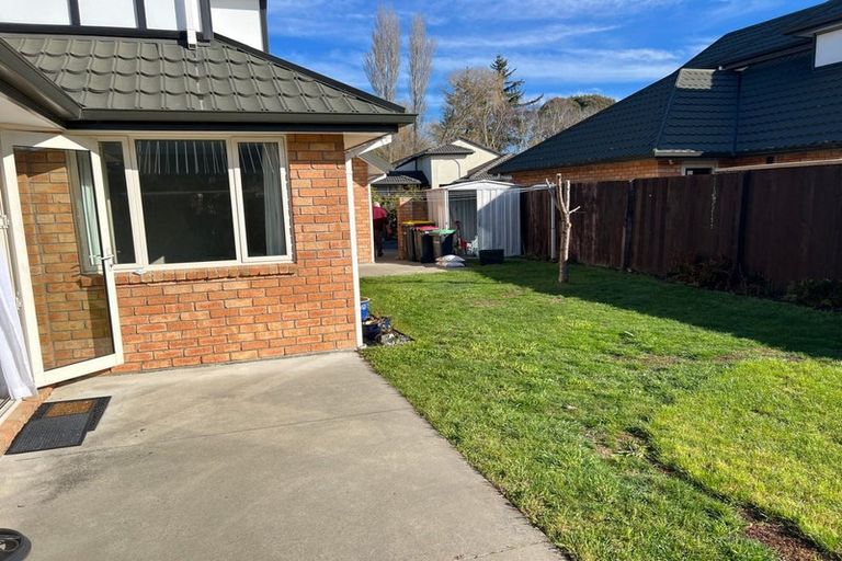 Photo of property in 49 Chesterfield Mews, Russley, Christchurch, 8042