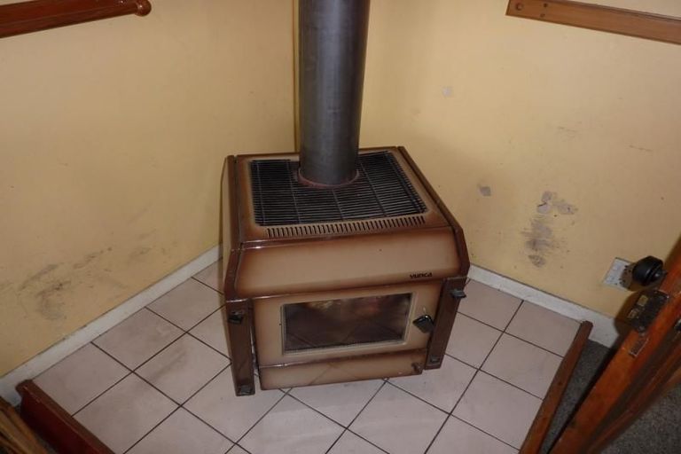 Photo of property in 95 Peel Street, Westport, 7825