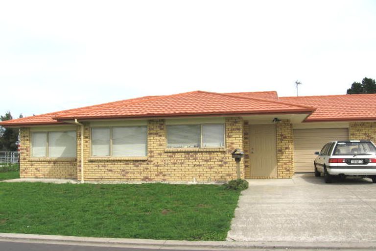Photo of property in 8 Carlas Way, Ranui, Auckland, 0612