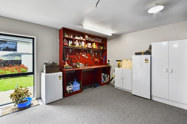 Photo of property in 12 Phoenicia Court, The Gardens, Auckland, 2105