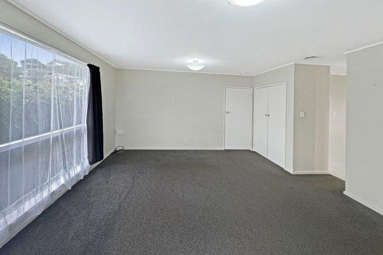 Photo of property in 10b Camellia Terrace, Maungaraki, Lower Hutt, 5010