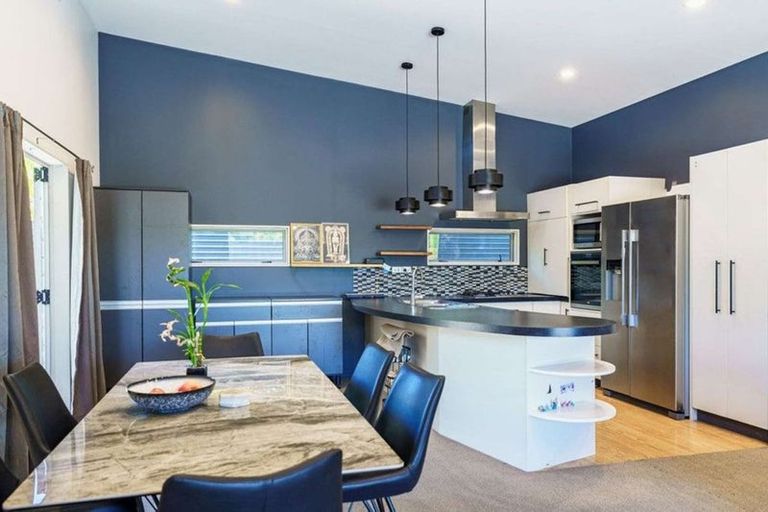 Photo of property in 7a Chester Place, Taradale, Napier, 4112