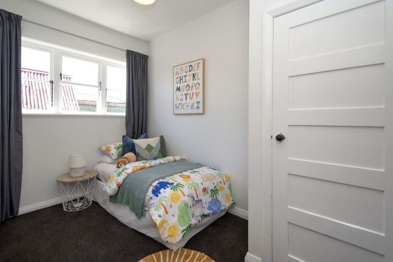 Photo of property in 1 Hobson Street, Woolston, Christchurch, 8023