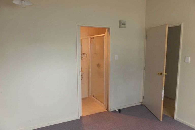 Photo of property in 18 Balgay Street, Upper Riccarton, Christchurch, 8041