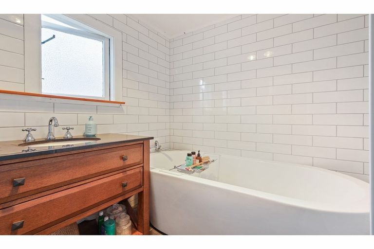 Photo of property in 105 Osborne Street, Waltham, Christchurch, 8011