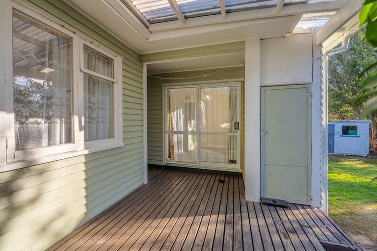 Photo of property in 475 Te Moana Road, Waikanae, 5036