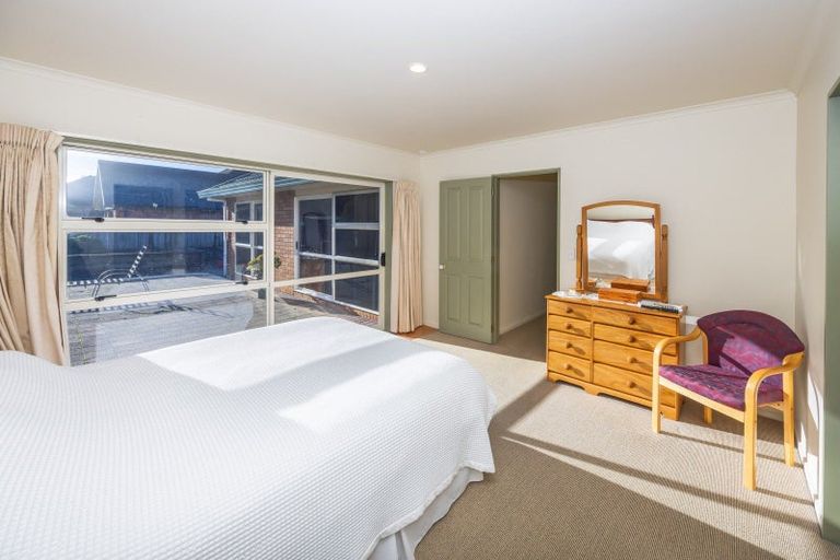 Photo of property in 15 Roderick Place, Rototuna, Hamilton, 3210