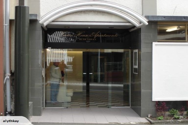 Photo of property in Hume House, 18/152 The Terrace, Wellington Central, Wellington, 6011