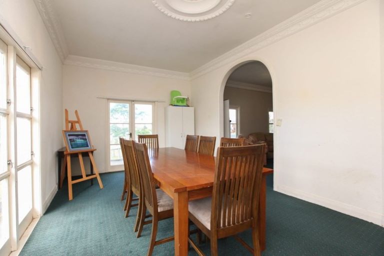 Photo of property in 24 Deseret Road, Temple View, Hamilton, 3218