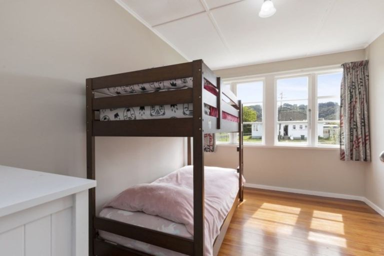 Photo of property in 6 Macky Street, Taita, Lower Hutt, 5011