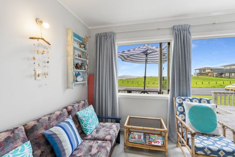 Photo of property in 38 Kon Tiki Road, Whiritoa, Whangamata, 3691