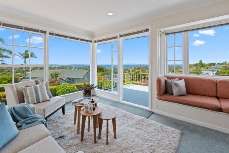 Photo of property in 3 Elizabeth Place, Mairangi Bay, Auckland, 0630