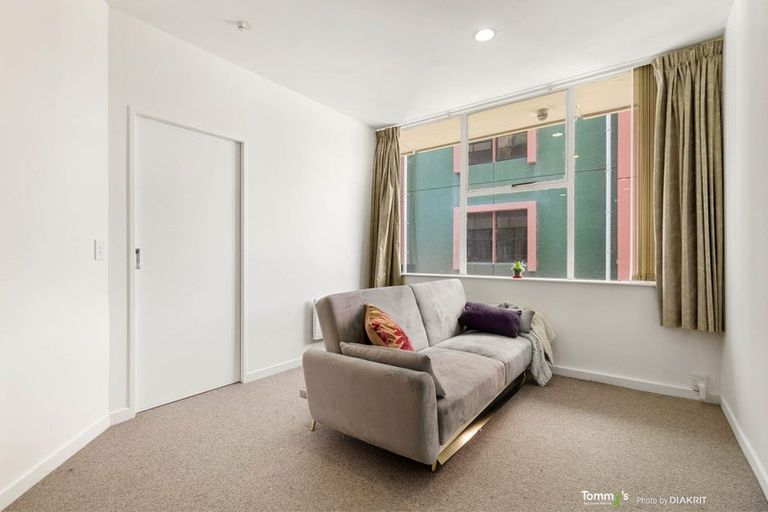 Photo of property in Terrace Tower Apartments, 9c/126 The Terrace, Wellington Central, Wellington, 6011