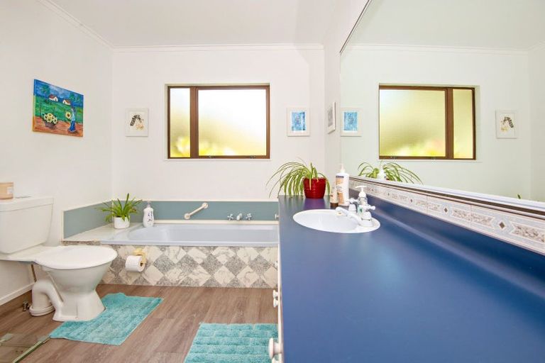 Photo of property in 12 Bluett Road, Ohope, 3121