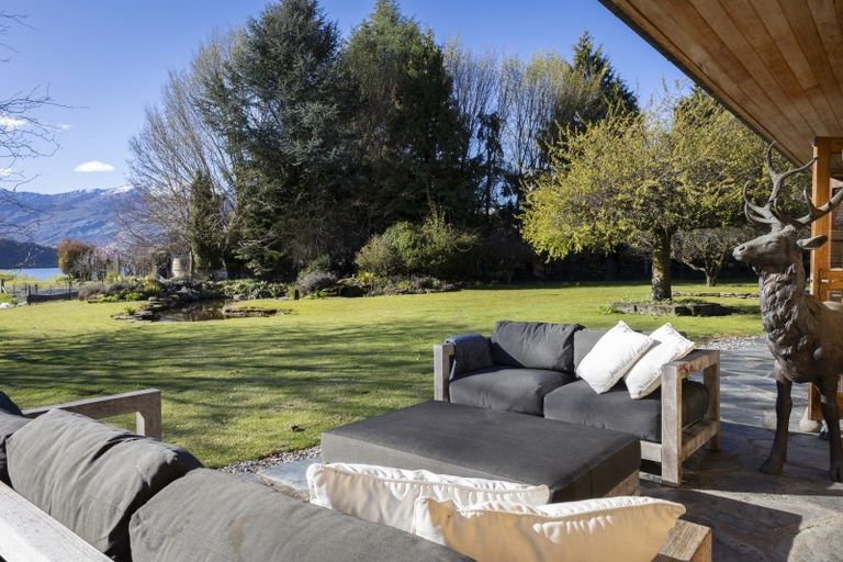 Photo of property in 11 Arrowtown-lake Hayes Road, Lake Hayes, Queenstown, 9371