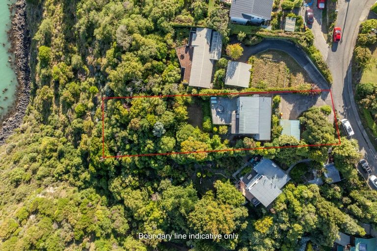 Photo of property in 21 Te Ara Crescent, Diamond Harbour, Lyttelton, 8971