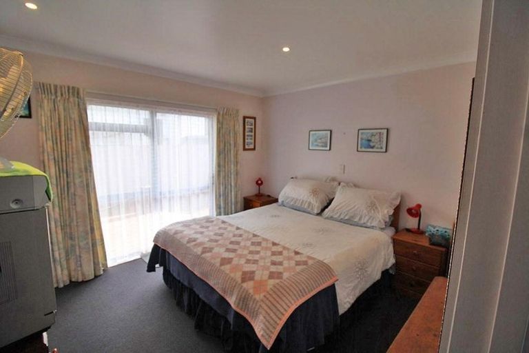 Photo of property in 85a Kon Tiki Road, Whiritoa, Whangamata, 3691