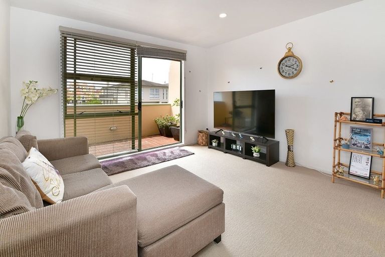 Photo of property in 17/595 Laurie Southwick Parade, Gulf Harbour, Whangaparaoa, 0930