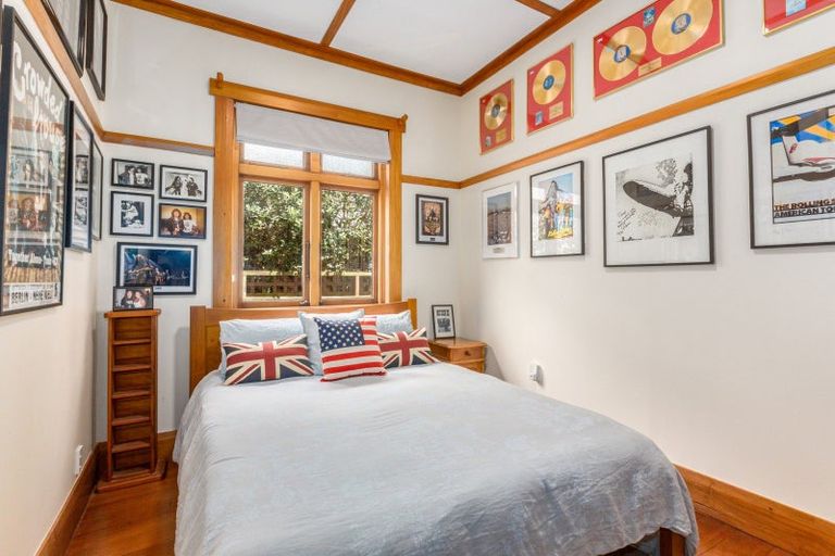 Photo of property in 77 Totara Crescent, Woburn, Lower Hutt, 5011