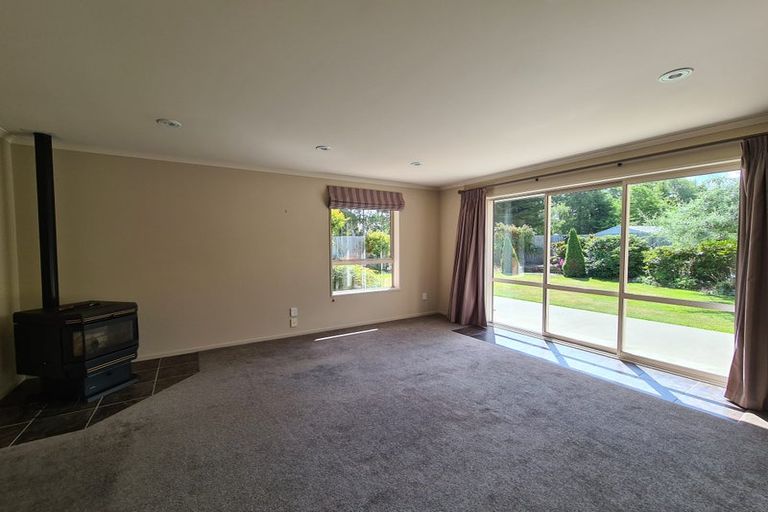 Photo of property in 12 Stanwood Grove, Darfield, 7510