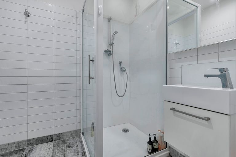 Photo of property in 305/160d Hobsonville Point Road, Hobsonville, Auckland, 0616