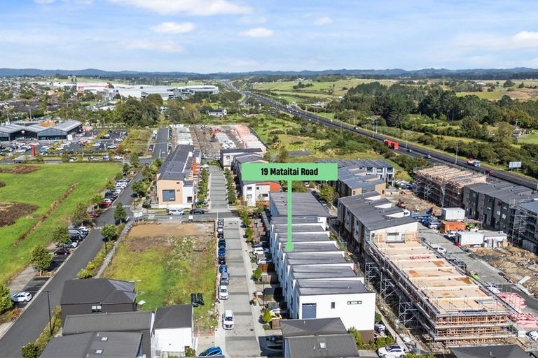 Photo of property in 19 Mataitai Road, Hobsonville, Auckland, 0618