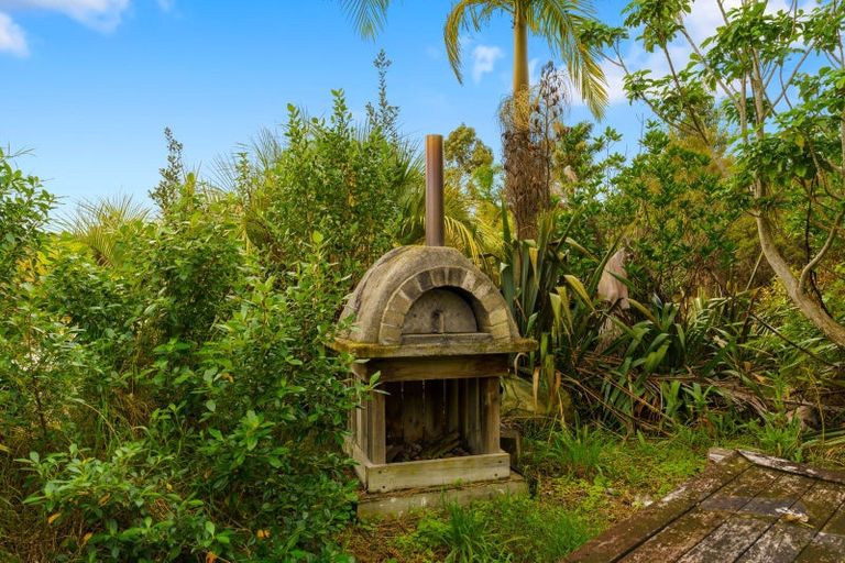 Photo of property in 173b Tara Road, Mangawhai, 0573