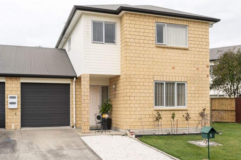 Photo of property in 2 Waima Lane, Huntington, Hamilton, 3210