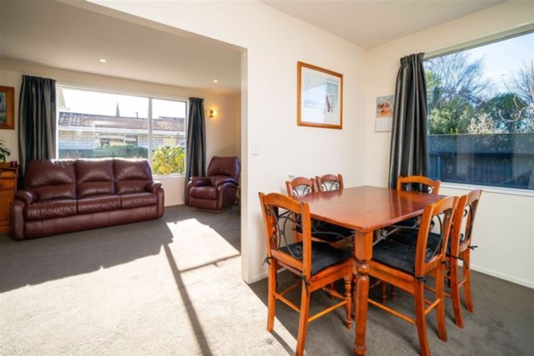 Photo of property in 2/28 Earl Street, Hillsborough, Christchurch, 8022