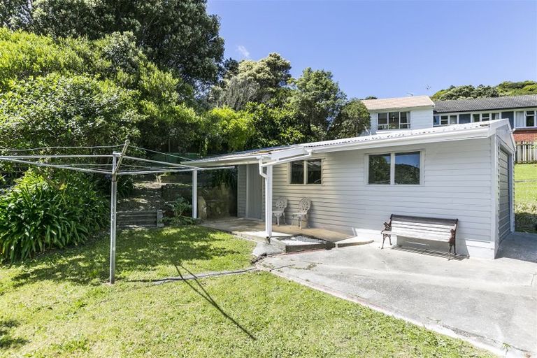 Photo of property in 55 Rangituhi Crescent, Takapuwahia, Porirua, 5022