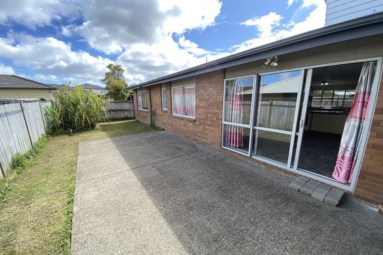 Photo of property in 104 Stancombe Road, Flat Bush, Auckland, 2016