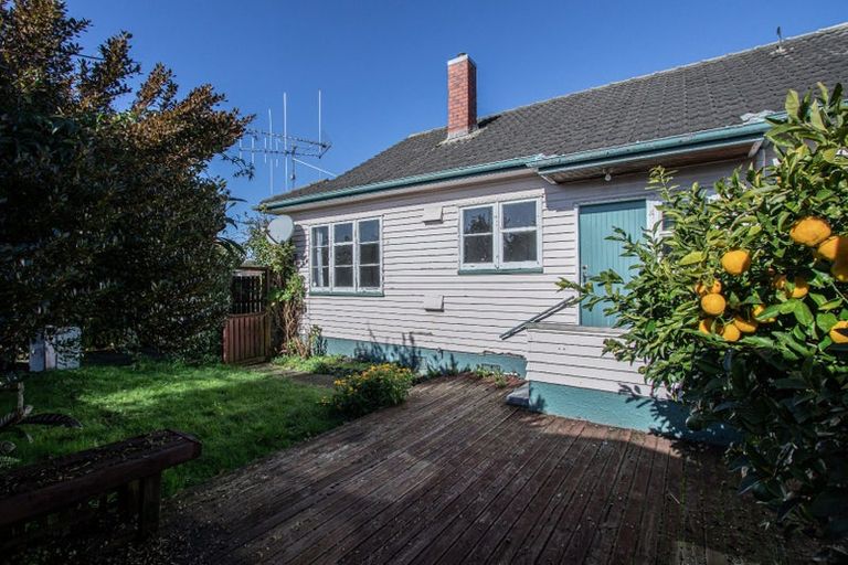 Photo of property in 76 Williams Street, Cambridge, 3434