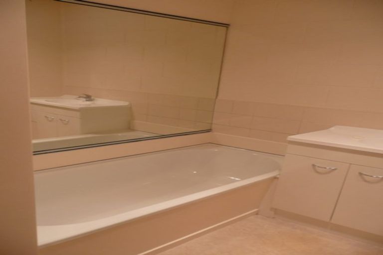 Photo of property in 177a Mitchell Street, Brooklyn, Wellington, 6021