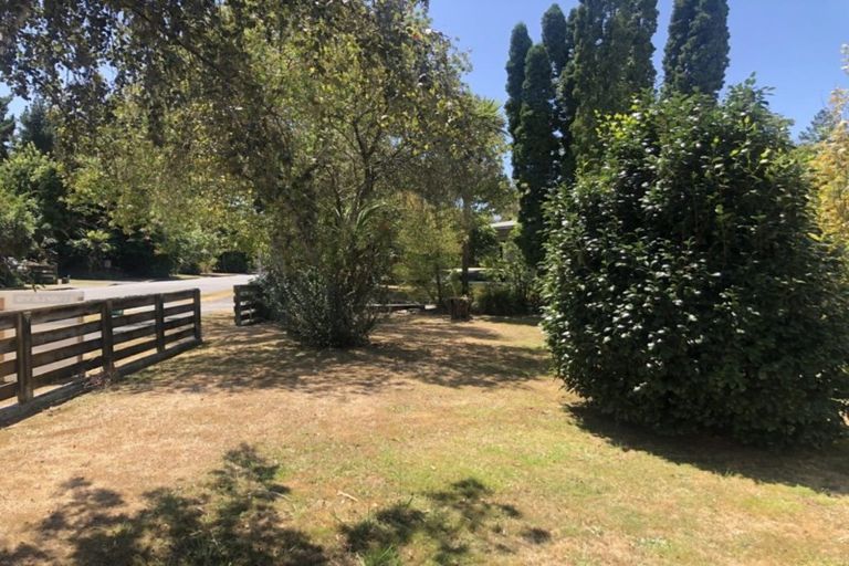 Photo of property in 35 Te Herekiekie Street, Turangi, 3334