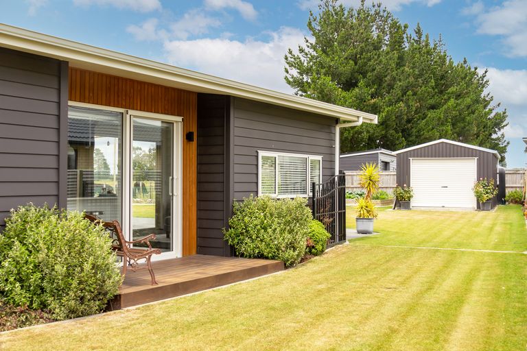 Photo of property in 27 Gimson Street, Solway, Masterton, 5810