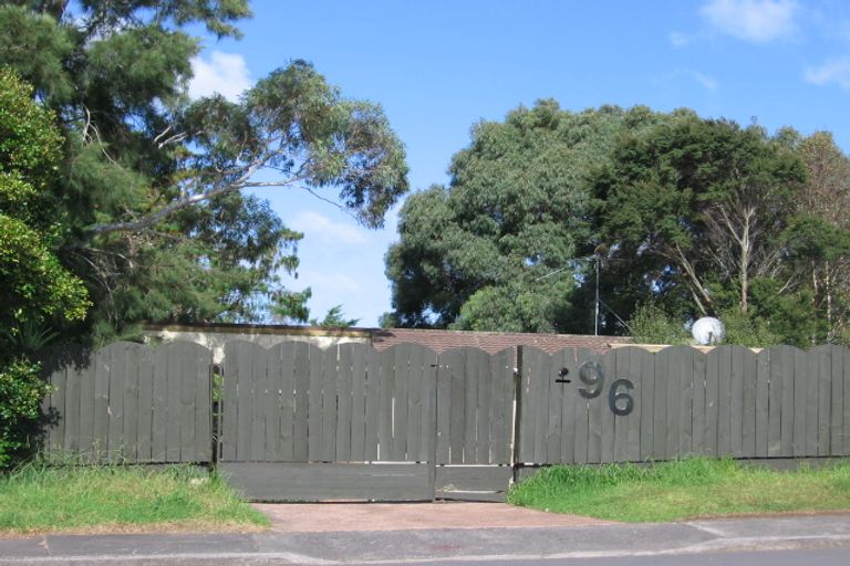 Photo of property in 96 Solar Road, Glen Eden, Auckland, 0602