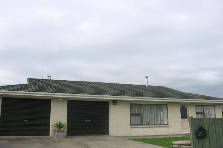Photo of property in 37 Pencarrow Street, Highbury, Palmerston North, 4412