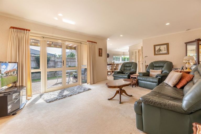 Photo of property in 39 Starlight Cove, Hobsonville, Auckland, 0618
