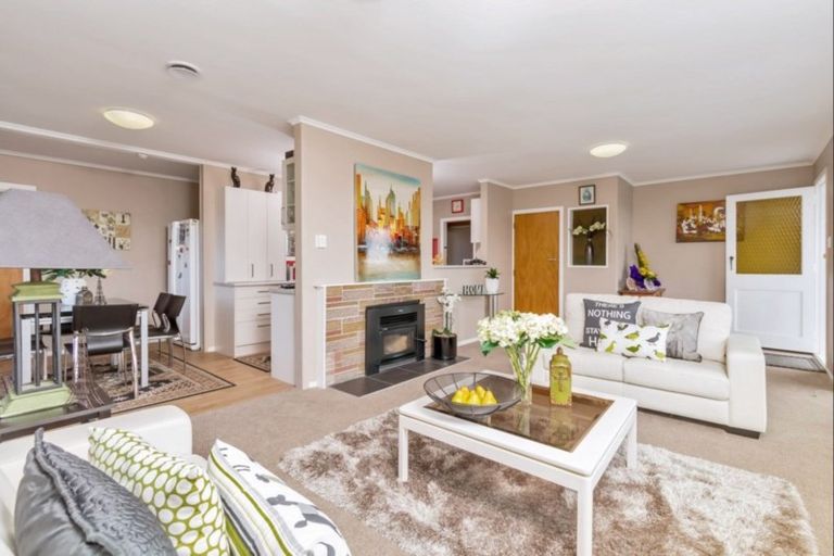 Photo of property in 81 Taylor Road, Mangere Bridge, Auckland, 2022