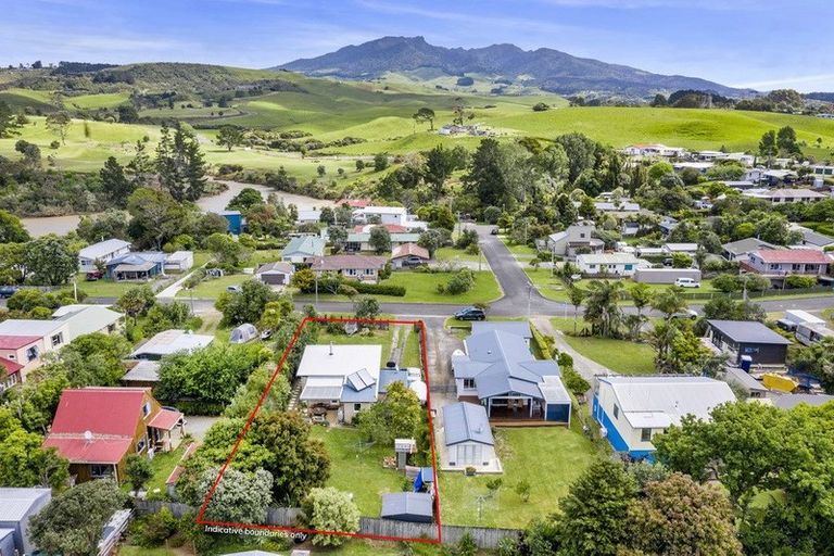 Photo of property in 14 Smith Street, Raglan, 3225