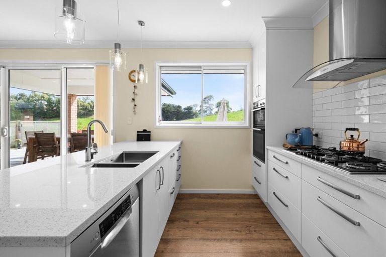 Photo of property in 93 Watts Street, Waipawa, 4277