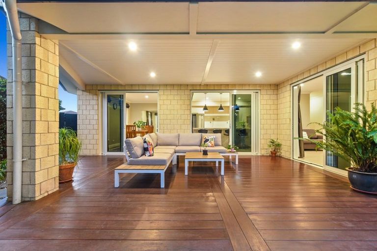 Photo of property in 8 Connor Court, Huntington, Hamilton, 3210